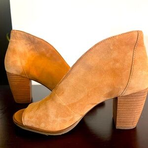 Tan Suede Women's Heels booties
